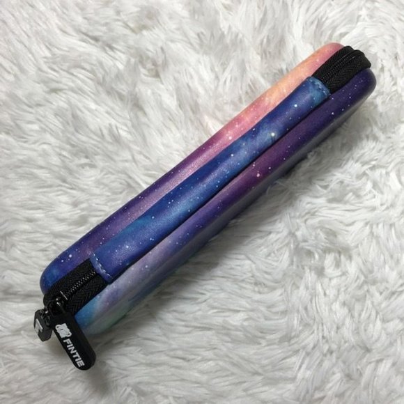 Fintie Faux Leather Galaxy Apple Pencil Carrying Case w/Built-in Slots & Pockets - Picture 6 of 7